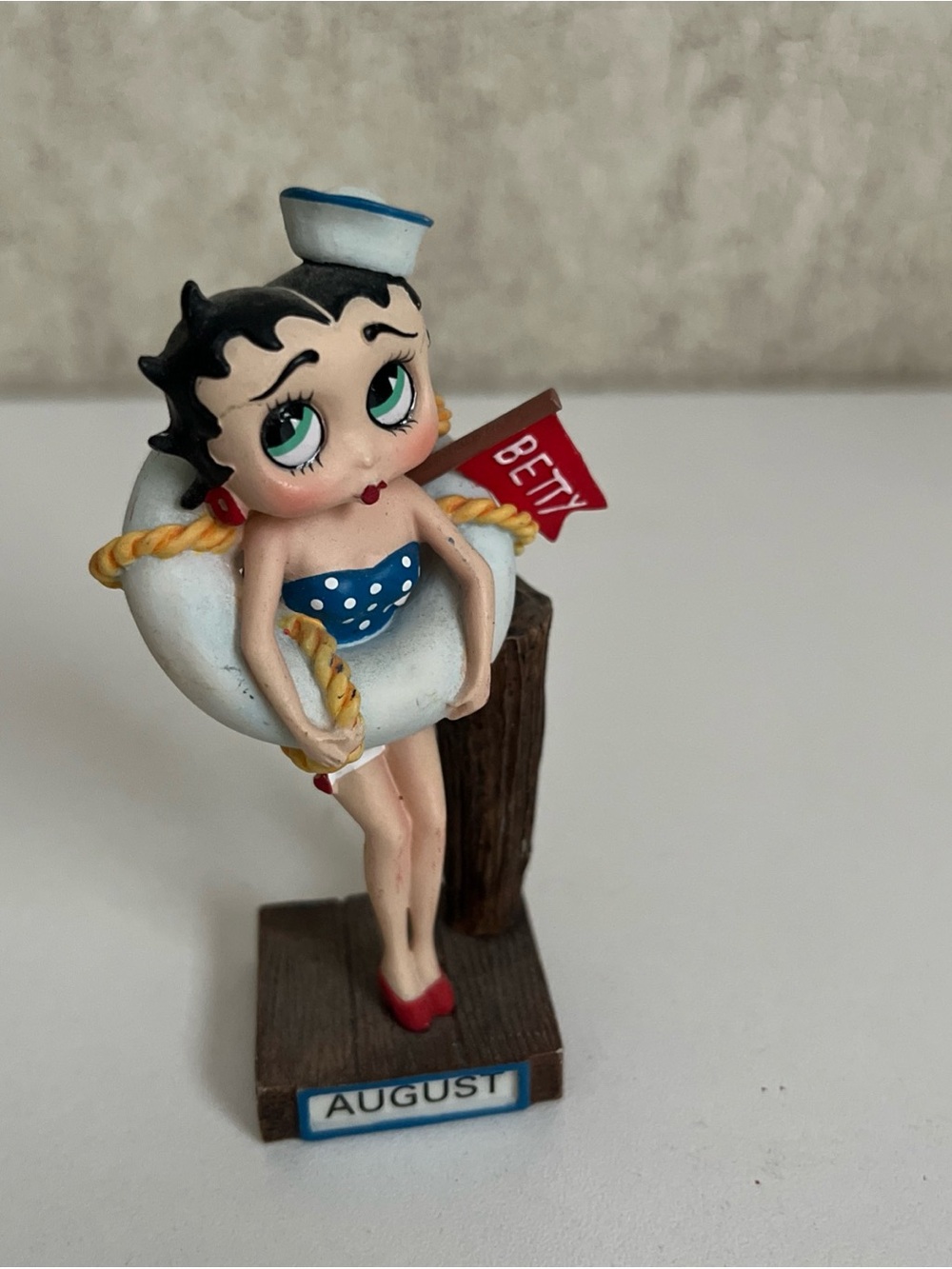 Danbury Mint Betty Boop Boopin Through the Years Perpetual Calendar August